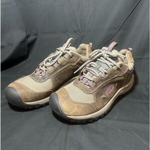 Keens Basin Ridge Waterproof Hiking Shoes - Women's Size 8.5